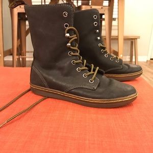 Doc Martens Tehani Women’s Size 4 UK Size 6 US